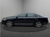 Used 2017 Volkswagen Passat 1.8T R-Line w/ R-Line Lighting Package image 5