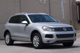 Used 2012 Volkswagen Touareg Sport image 3