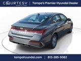 New 2025 Hyundai Elantra SE image 3