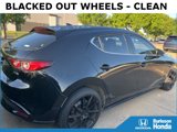 Used 2019 MAZDA MAZDA3 Hatchback w/ Premium Package image 4