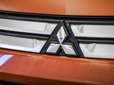 Used 2015 Mitsubishi Outlander SE image 4