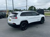 Used 2021 Jeep Cherokee Latitude Plus image 3