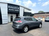 Used 2016 Nissan Rogue S image 5