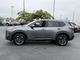 Used 2024 Nissan Rogue SV image 5