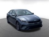 Used 2023 Kia Forte LXS image 3