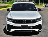 Used 2024 Volkswagen Tiguan SE R-Line image 5