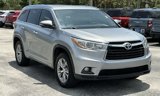 Used 2015 Toyota Highlander XLE image 3