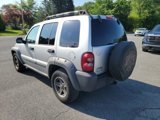 Used 2006 Jeep Liberty Renegade image 3