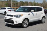 Used 2019 Kia Soul + image 3