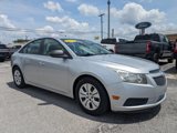 Used 2013 Chevrolet Cruze LS image 2