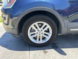 Used 2017 Ford Explorer XLT image 4