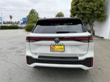 New 2025 Volkswagen Tiguan SE R-Line image 5