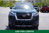 Used 2022 Nissan Pathfinder SL image 2