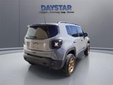 Used 2021 Jeep Renegade Latitude image 3