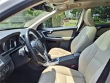 Used 2016 Volvo XC60 T5 Premier w/ Proximity Package image 5
