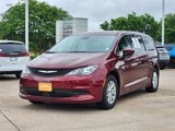 Certified 2023 Chrysler Voyager LX image 3