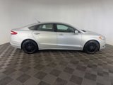 Used 2016 Ford Fusion SE w/ Equipment Group 202A image 4