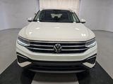 Used 2022 Volkswagen Tiguan SE w/ Panoramic Sunroof Package image 3
