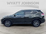 Used 2016 Nissan Rogue SL image 2