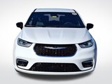 New 2025 Chrysler Pacifica Select image 2