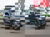 Used 2018 Volkswagen Tiguan SEL image 2