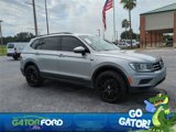 Used 2020 Volkswagen Tiguan S image 2