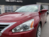 Used 2014 Nissan Altima 2.5 S image 2