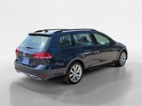Used 2019 Volkswagen Golf SE image 4