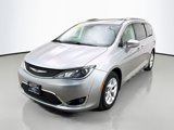 Used 2018 Chrysler Pacifica Touring-L Plus image 3
