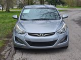 Used 2015 Hyundai Elantra SE image 2