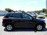 Used 2017 Volkswagen Tiguan S image 6
