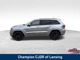Used 2018 Jeep Grand Cherokee Altitude image 4