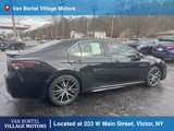 Used 2021 Toyota Camry SE image 6