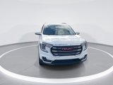 Used 2022 GMC Terrain SLT image 3