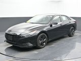 Used 2023 Hyundai Elantra SEL image 5