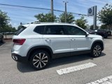 Certified 2024 Volkswagen Taos SE image 3