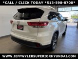 Used 2017 Toyota Highlander LE image 3