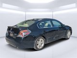 Used 2010 Nissan Altima 3.5 SR w/ Premium Pkg image 3