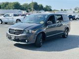 Used 2018 Dodge Grand Caravan SE image 3