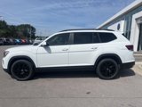 New 2025 Volkswagen Atlas SE image 4
