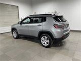 Used 2022 Jeep Compass Latitude image 4