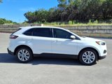 Certified 2022 Ford Edge Titanium image 2