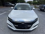 Used 2018 Honda Accord Touring image 2
