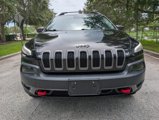 Used 2017 Jeep Cherokee Trailhawk image 2