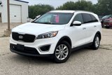 Used 2017 Kia Sorento LX image 2