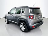 Used 2017 Jeep Renegade Latitude w/ Popular Equipment Group image 5