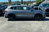 Used 2023 Volkswagen Taos SE image 3