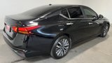 Used 2023 Nissan Altima 2.5 SV image 3