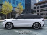 New 2025 Lincoln Nautilus Reserve image 3