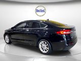 Used 2020 Ford Fusion SE image 2